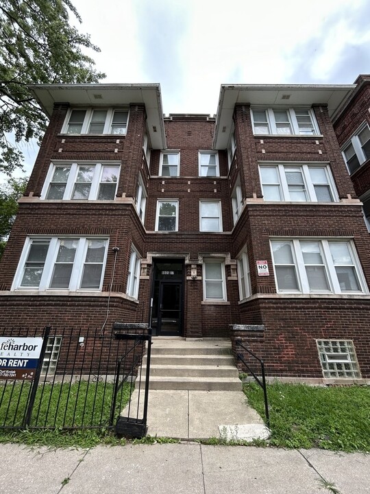 6607 S Greenwood Ave in Chicago, IL - Building Photo