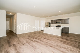 1118 Raven Dr in Claremore, OK - Building Photo - Building Photo