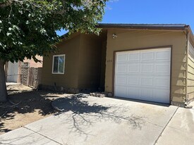 604 Mountain View Ave NE in Albuquerque, NM - Building Photo