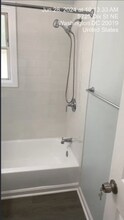 5225 Dix St NE, Unit 101 in Washington, DC - Foto de edificio - Building Photo
