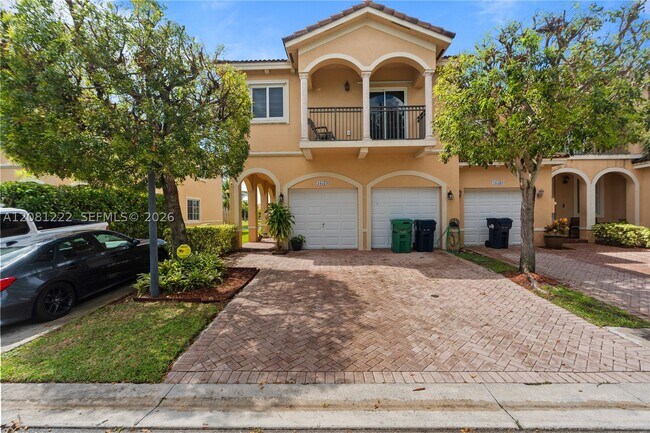 16570 SW 70th St