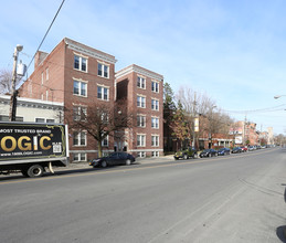 Boulevard Apartments Llc in Albany, NY - Building Photo - Building Photo