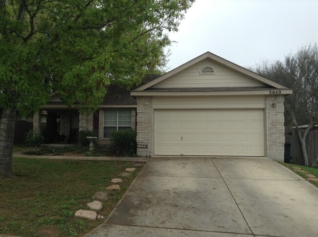property at 3640 Prairie Ln