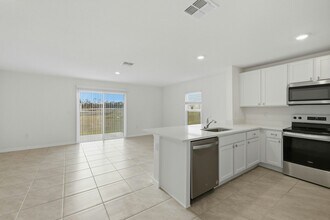 6669 SW 81st Lp in Ocala, FL - Foto de edificio - Building Photo