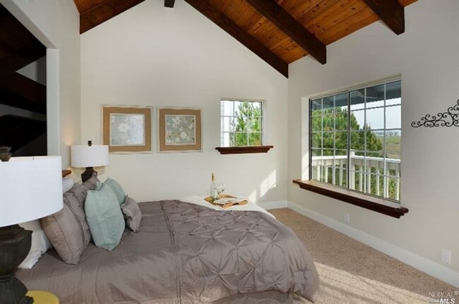 3270 Cuttings Wharf Rd in Napa, CA - Building Photo - Building Photo