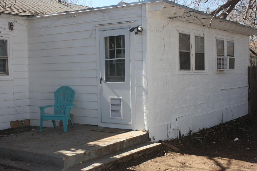 2214 21st St in Lubbock, TX - Building Photo