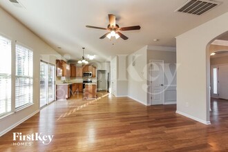 8305 Stone Crest Dr in Waxhaw, NC - Building Photo - Building Photo