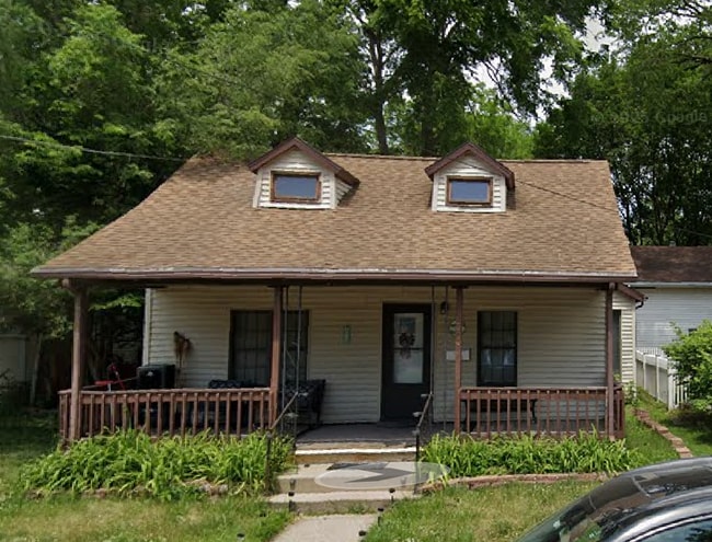 property at 313 E 3rd St