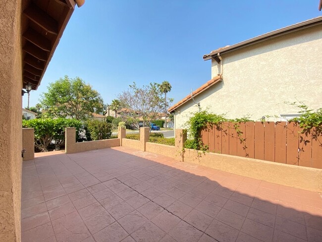 1362 Avenida Arana in San Marcos, CA - Building Photo - Building Photo