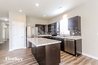 8116 Borland Dr in Indianapolis, IN - Building Photo - Building Photo