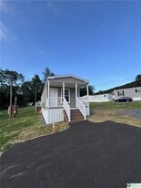 20 Court St in Lehighton, PA - Building Photo