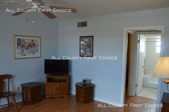 13940 Anona Heights Dr-Unit -113 in Largo, FL - Building Photo - Building Photo