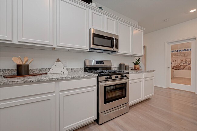 21119 Bella Coral Dr