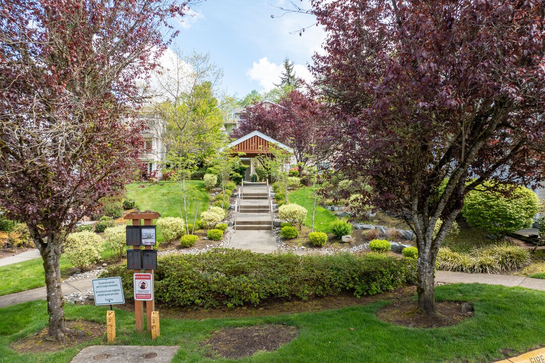 Highlands East in Snohomish, WA - Foto de edificio