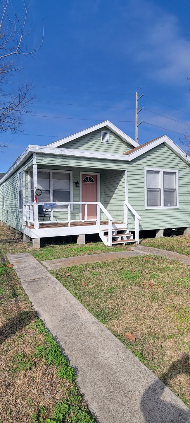 5514 Avenue Q in Galveston, TX - Building Photo - Building Photo