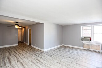 39 Glenbrook Rd in Stamford, CT - Building Photo - Building Photo