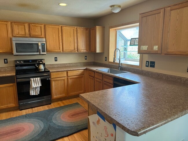 1312 Lambert Cir in Lafayette, CO - Building Photo - Building Photo