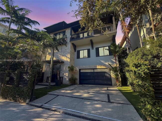 3554 W Glencoe St in Miami, FL - Building Photo - Building Photo