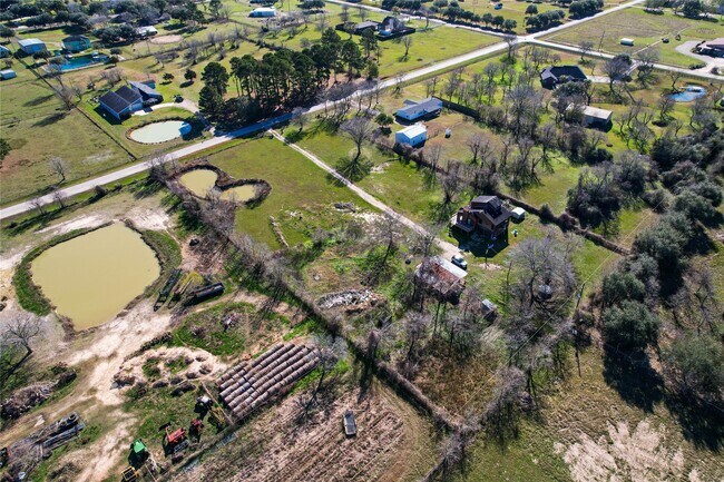 6250 N Mallard Dr in Fulshear, TX - Building Photo - Building Photo