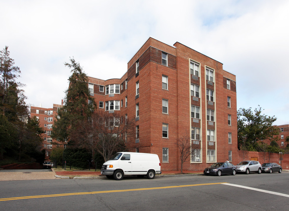 Gateway Georgetown Condos in Washington, DC - Building Photo