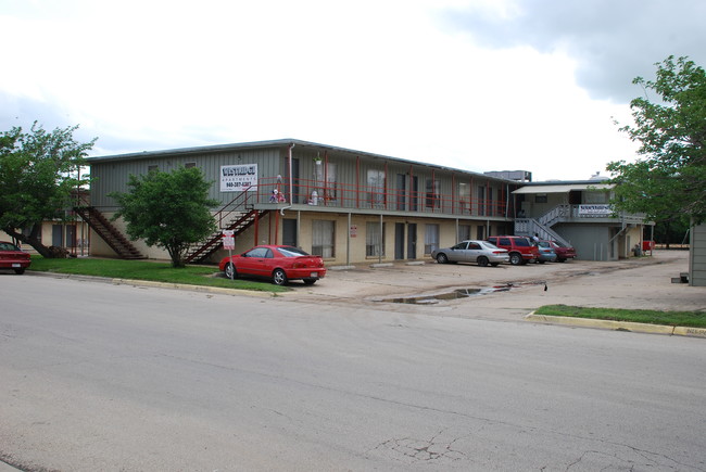 Eagle Manor Apartments in Denton, TX - Building Photo - Building Photo