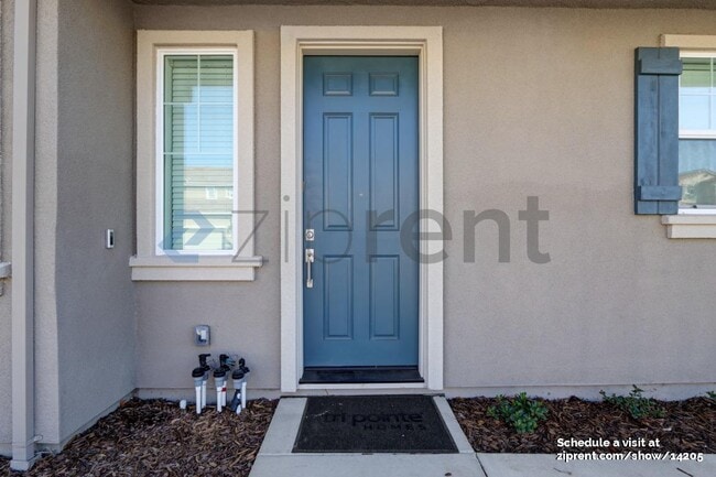 1300 Renewal Ln in Fairfield, CA - Building Photo - Building Photo