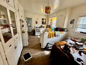 404 S Van Buren St in Moscow, ID - Foto de edificio - Building Photo