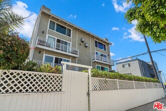 10 19th Ave in Los Angeles, CA - Building Photo - Building Photo