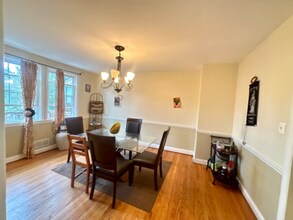 309 Stratford Rd in Catonsville, MD - Foto de edificio - Building Photo