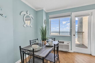 2001 S Ocean Blvd in Myrtle Beach, SC - Building Photo - Building Photo