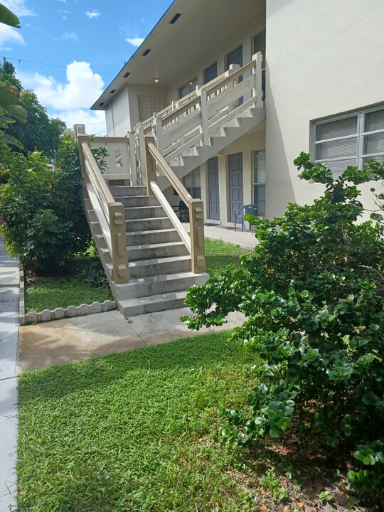 5900 NW 16th Pl, Unit 3 in Sunrise, FL - Building Photo