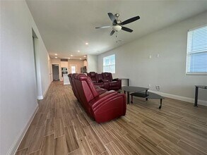 8407 Martinique Mews in Rowlett, TX - Building Photo - Building Photo