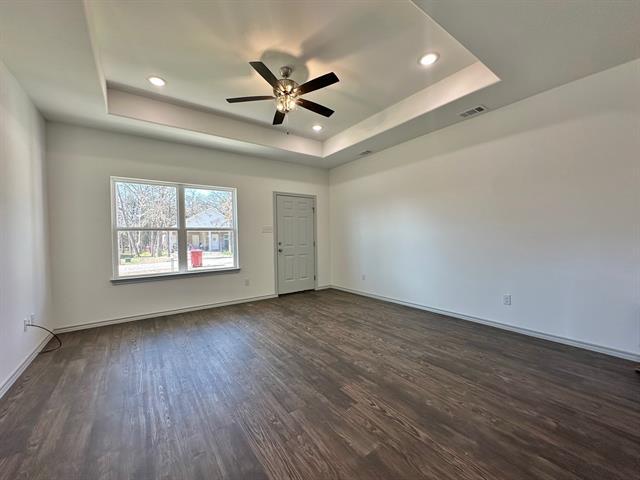 1004 Woodland Dr in Quinlan, TX - Building Photo - Building Photo