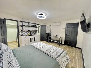 1731 Grayson Dr in Orlando, FL - Building Photo - Building Photo