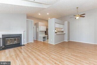 12205 St Peter Ct in Germantown, MD - Building Photo - Building Photo