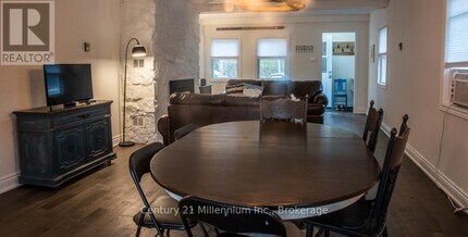 114 Chamonix Cres in Blue Mountains, ON - Building Photo - Building Photo