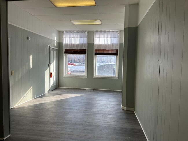 property at 752 Main St