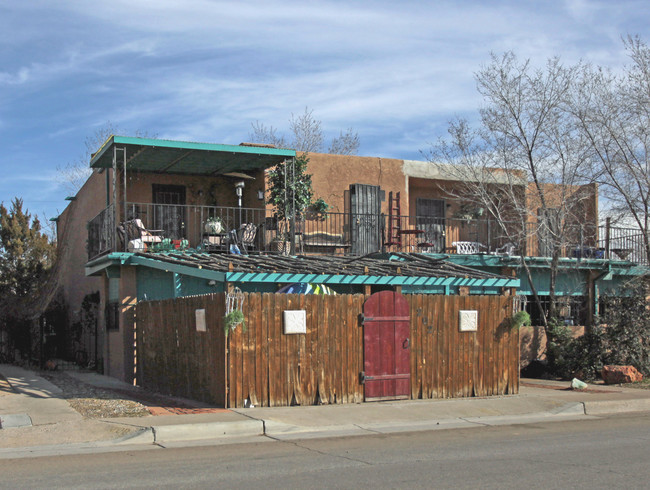 202 Chama St NE in Albuquerque, NM - Building Photo - Building Photo