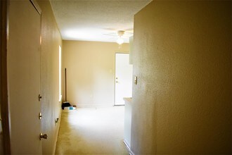 2005 Railroad St in Nacogdoches, TX - Building Photo - Building Photo