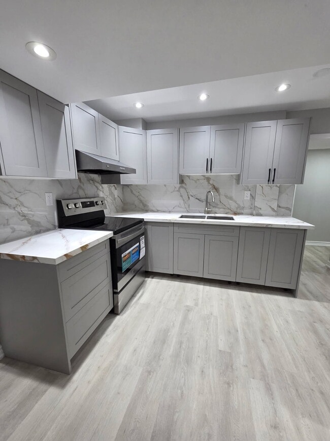 property at 1 Juglans Cres