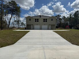16888 SW 61st Cir in Ocala, FL - Building Photo