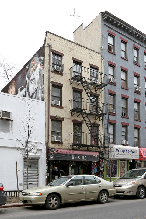 204 Avenue B in New York, NY - Building Photo