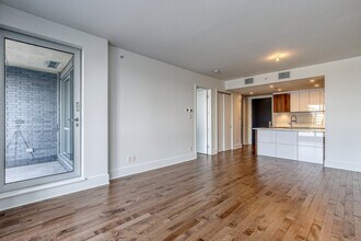 360 R. Atateken in Montréal, QC - Building Photo - Building Photo