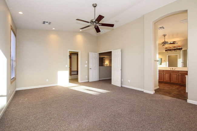 7064 W Antelope Dr in Peoria, AZ - Building Photo - Building Photo