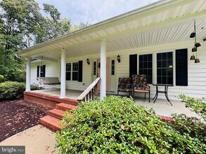 6709 Towles Mill Rd in Spotsylvania, VA - Building Photo - Building Photo