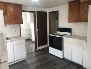 555 SW State St in Pullman, WA - Foto de edificio - Building Photo