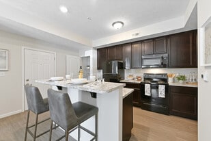 The Clarkson in Grove City, OH - Building Photo