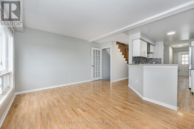 190 Forum Dr in Mississauga, ON - Building Photo - Building Photo