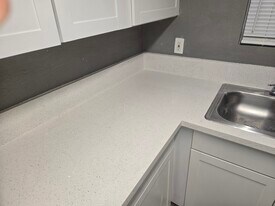 2124 Exeter Dr, Unit EXETER DR APT 3 in Las Vegas, NV - Building Photo