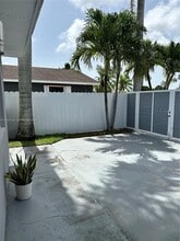 11631 SW 179th Terrace in Miami, FL - Building Photo - Building Photo